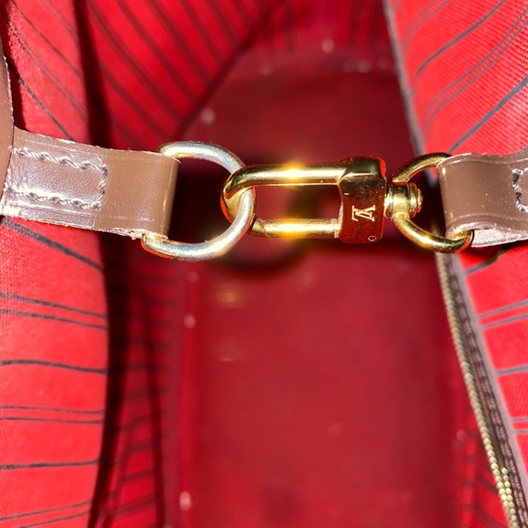 “Neverfull MM” LV Tote Bag - Picture 6 of 12